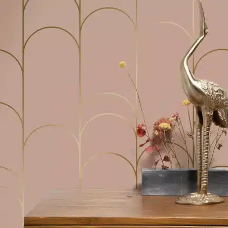 Duurzaam Behang | Golden Lines | Goud geometrische lijnen | Nude II |100 x 280 cm | Kek Amsterdam | Peltenburg Natuurverf