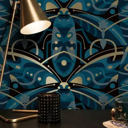 Duurzaam Behang | Goud behang | Art Déco Animaux | Beetle Blauw | 50 cm x 10 m | Kek Amsterdam | Peltenburg Natuurverf